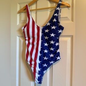 USA 🇺🇸 Swimsuit Size M